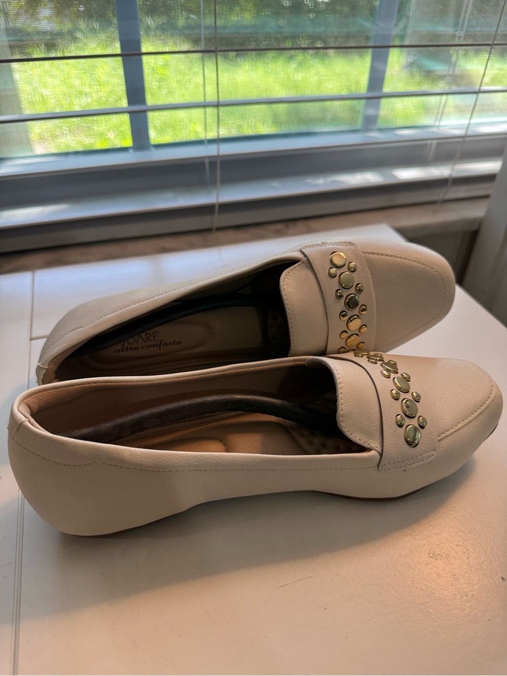 Modare Ultra Conforto Naturalizer Cream Studded Loafer Flats